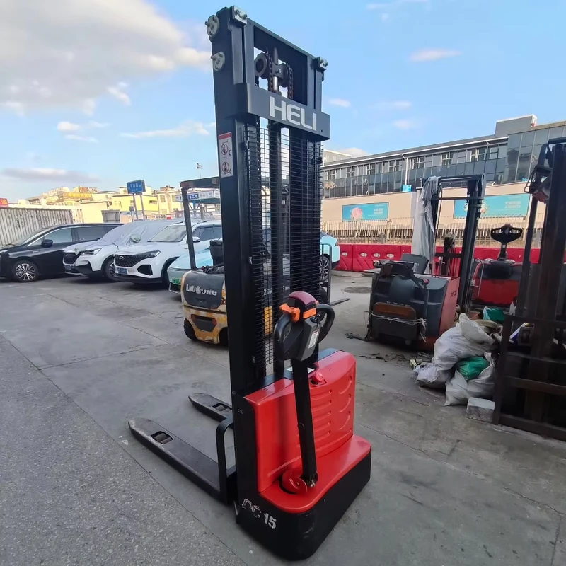 1.6t 1500kg 2000kg Lifting Height 3000mm 2000mm 4.5m Pallet Electric Stacker for Warehouse