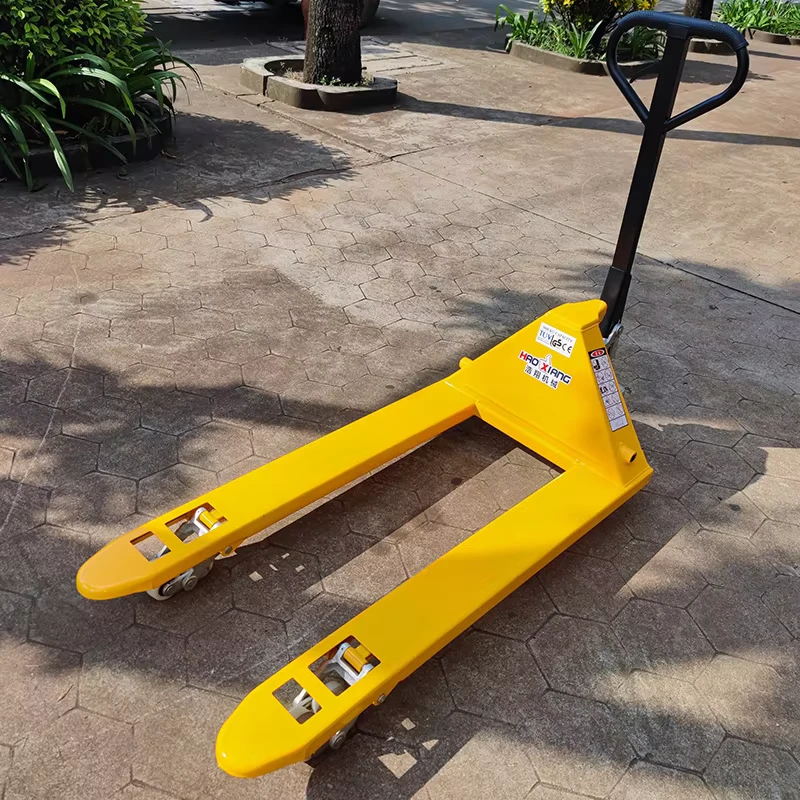 2000kg Manual Hydraulic Forklift Pallet Truck with 1 Year Warranty for Cargo Lift