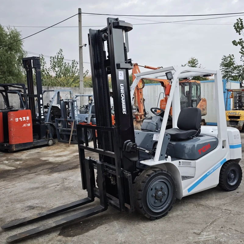 3 Ton Used Forklift with ISUZU C240 Engine Original FD30 Auto Transmission