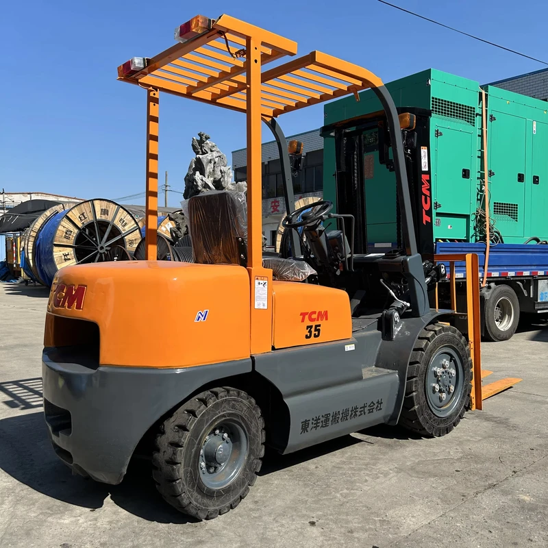 3.5 ton diesel Forklift Equipped with ISUZU Engine Three stage Mast with Hydraulic Side Shifter Solid Tires Manual Lift