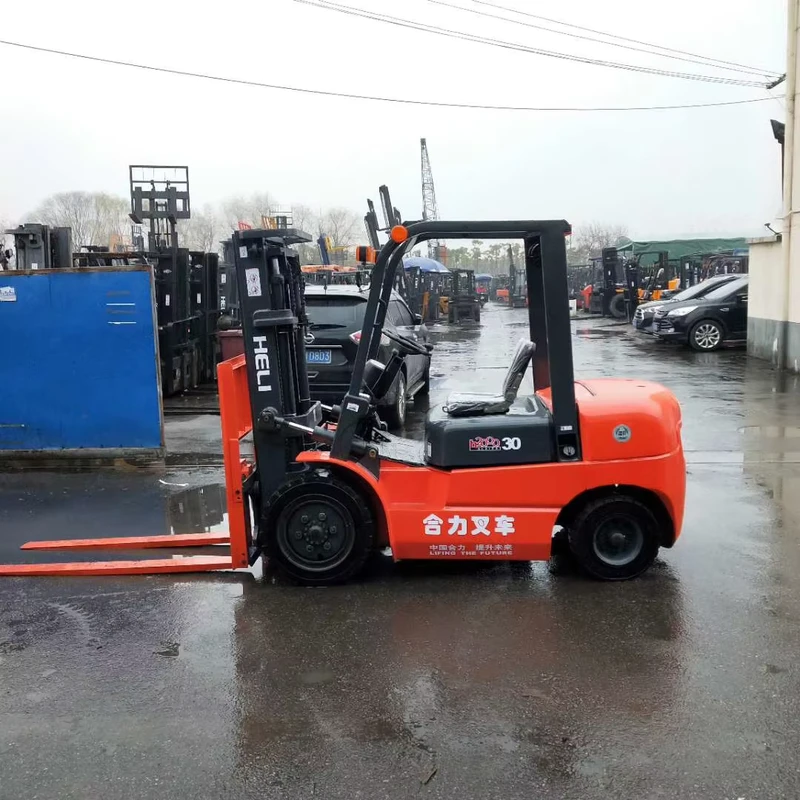 Competitive Price Diesel Hydraulic System Off Road Fwd Forklift Truck Two Stage Mast KAMA Engine 1500kg Capacity Pneumatic Tires