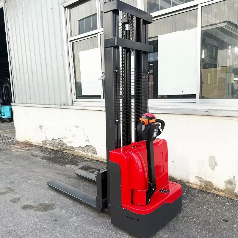Fast Delivery Semi Electric Pallet Stacker 2T Electric Stacker Forklift CE Certified 3000mm Lifting Height Manual Stacker Price