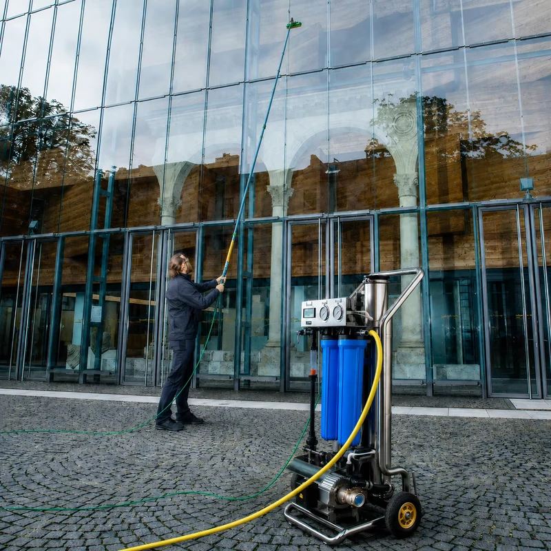 NUO VISTA Portable RO DI Spotless Water Filter System Window Solar Panel Glass Cleaning Car Wash Pro Tools