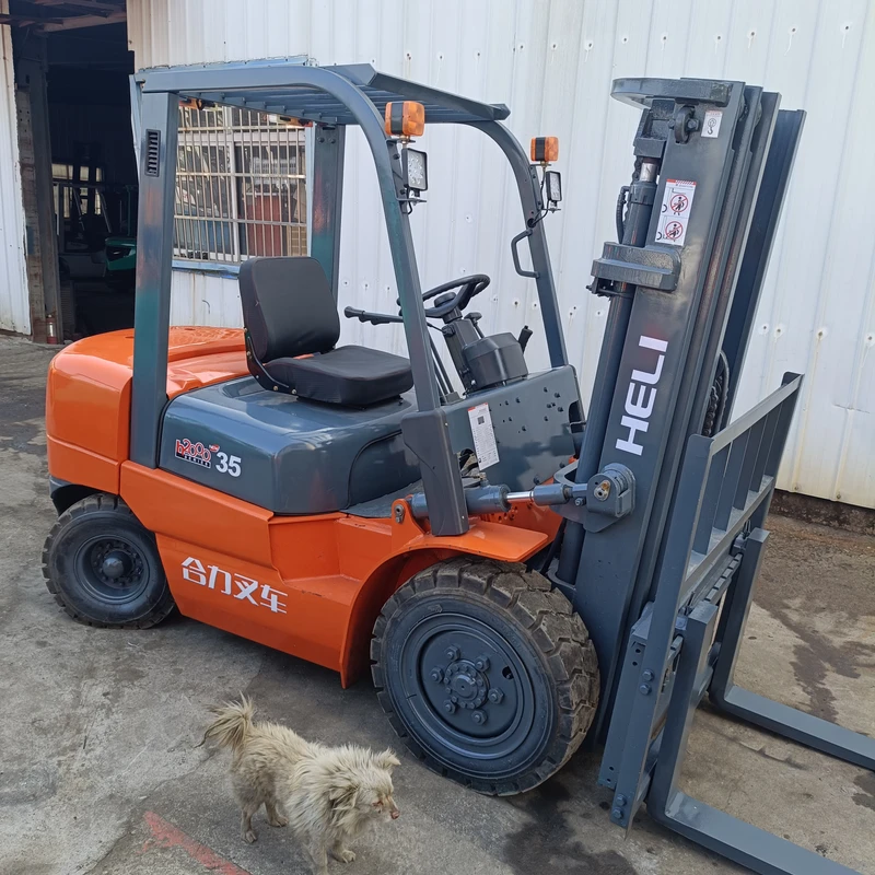 Used 3.5 Ton Diesel Forklift H2000 35 Forklift Good Engine Core Automatic Manual Features