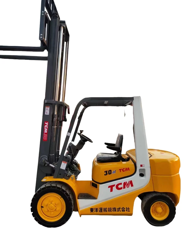 Used Diesel Forklift Trucks Two Stage Mast Good Condition Internal Combustion 3 Ton Capacity Manual Operation