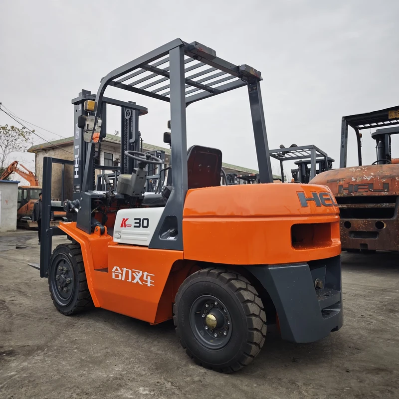 Used Diesel Forklift with Isuzu Engine Manual Gearbox Bearing 3 Ton Capacity 3 Meters