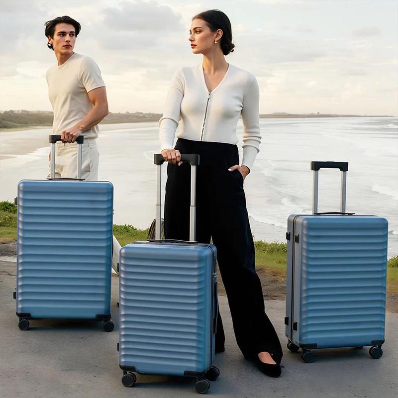 Waterproof PC+ABS 3 Pieces Trolley Suitcases Luggage Set Hard Shell Travel Suitcase Set with Silent Wheels